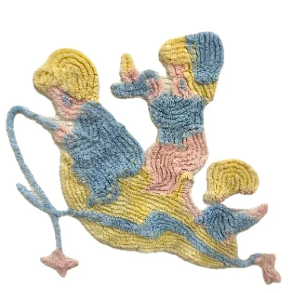 Vintage EUC chenille baby blanket/crib spread